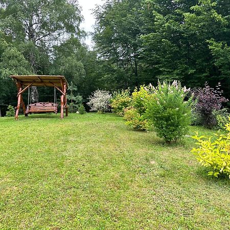 Vovk Gasthaus Sinjak Eksteriør bilde